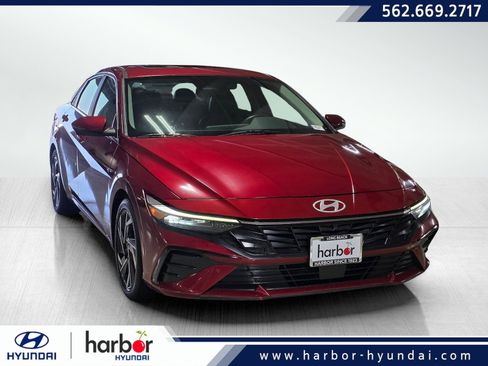 Certified 2024 Hyundai Elantra Limited image 1