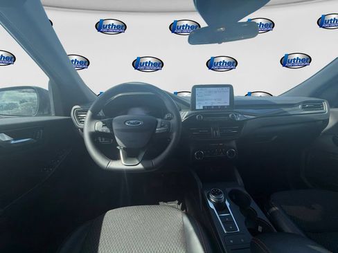 Used 2025 Ford Escape ST-Line FWD image 13