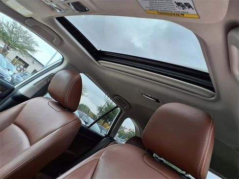 Used 2019 Subaru Outback 2.5i Touring w/ Popular Package #3A image 8