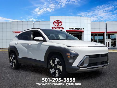 Used 2025 Hyundai Kona Limited AWD/4WD image 7