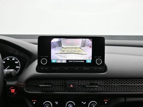 Certified 2025 Honda HR-V Sport image 46