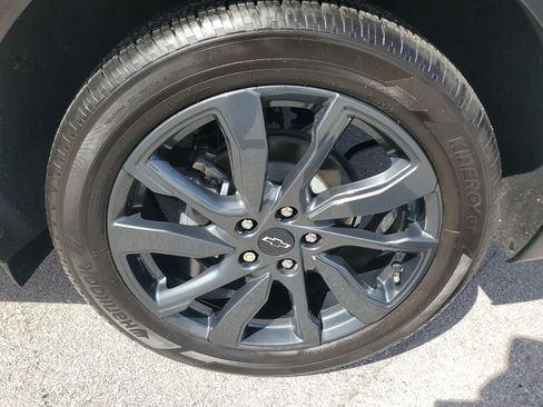 Used 2024 Chevrolet Equinox RS w/ RS Leather Package image 31