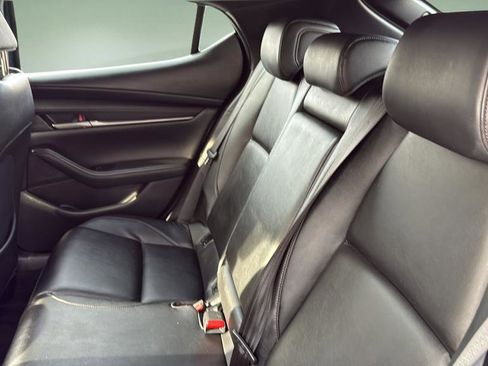 Used 2024 MAZDA MAZDA3 s image 13