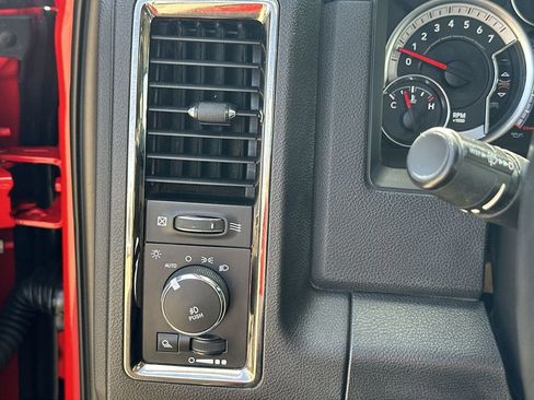 Used 2017 RAM 1500 Sport image 17