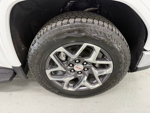 New 2026 GMC Sierra 1500 SLT w/ SLT Premium Plus Package image 4