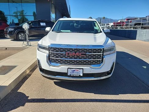 Used 2023 GMC Acadia Denali FWD image 2