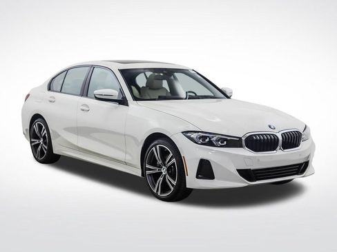 Used 2023 BMW 330i xDrive Sedan w/ Premium Package AWD/4WD image 7