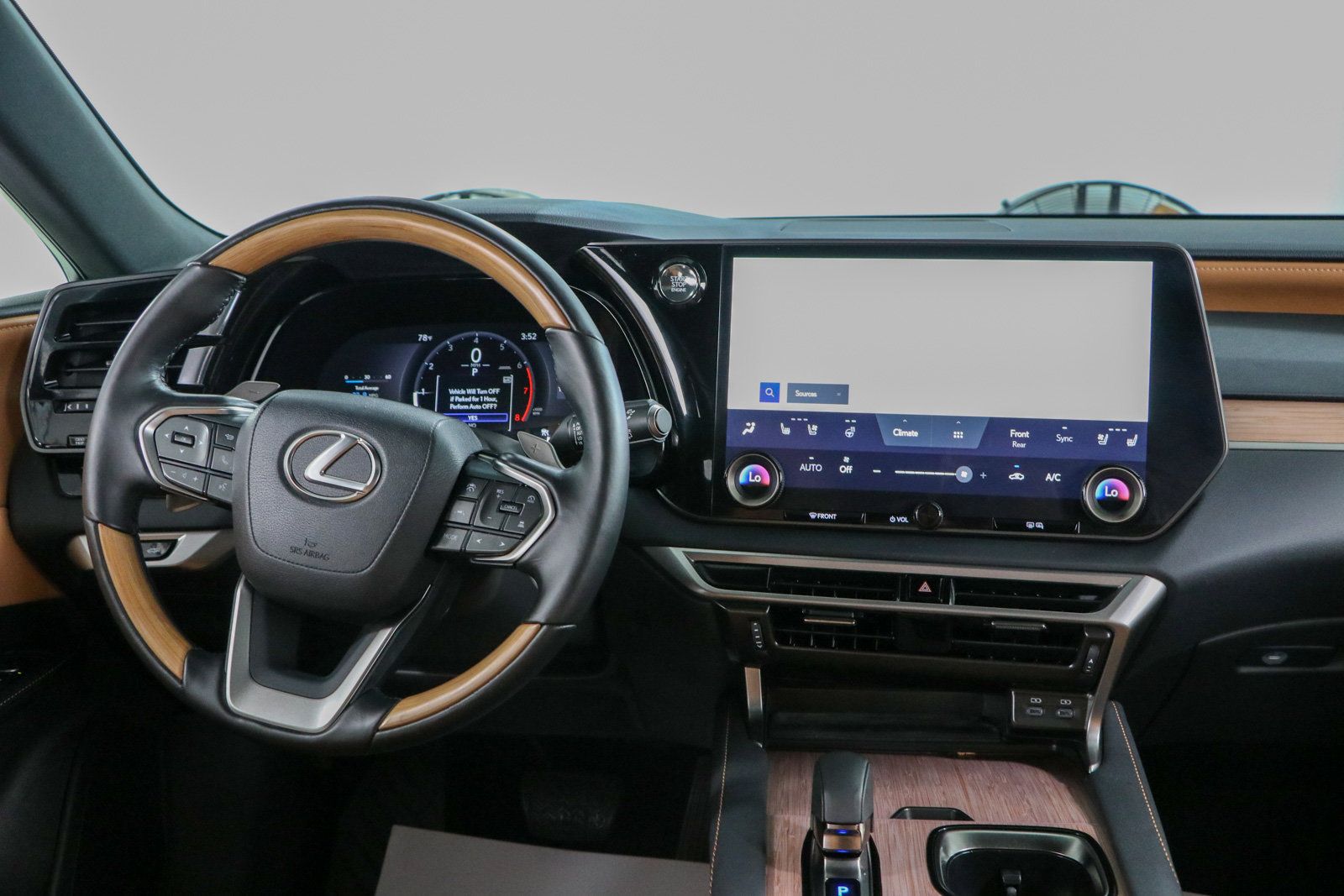Used 2025 Lexus RX 350 Premium w/ Accessory Package (Z1) FWD image 17