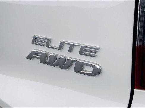 Used 2022 Honda Pilot Elite image 10