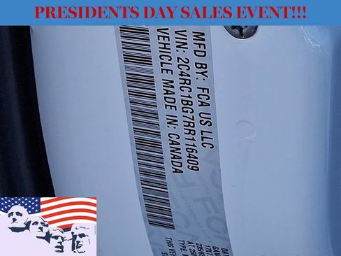 Used 2024 Chrysler Pacifica Touring-L image 28