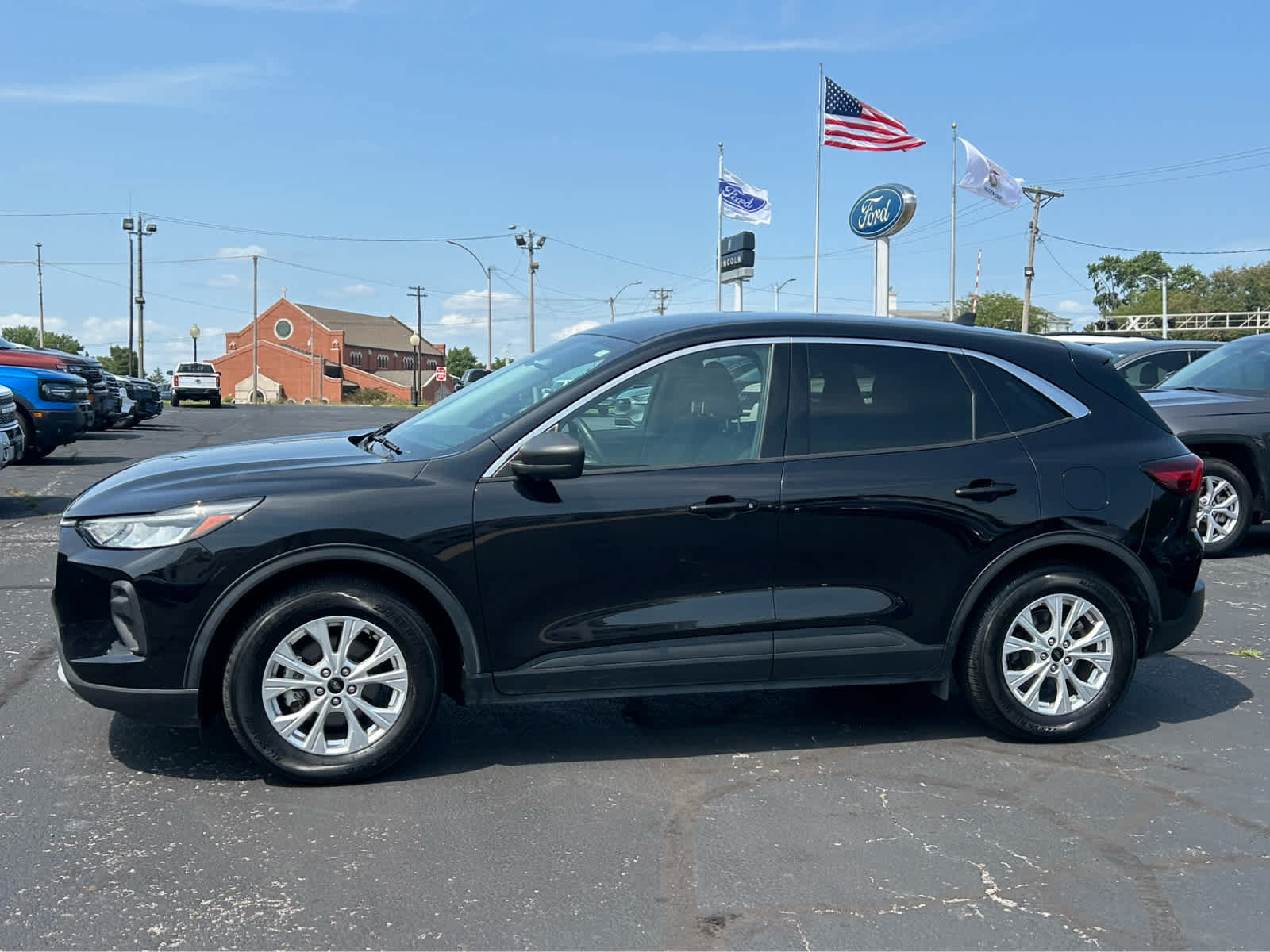 Used 2024 Ford Escape Active FWD image 1