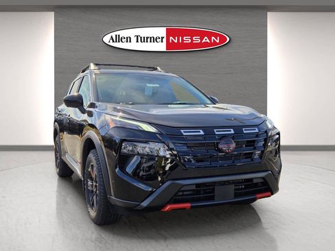 New 2026 Nissan Rogue SV image 2