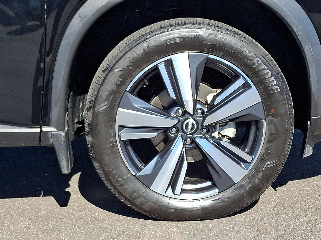Certified 2024 Nissan Rogue SL w/ SL Premium Package AWD/4WD image 9