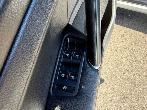 Used 2018 Volkswagen Golf Alltrack S AWD/4WD image 13