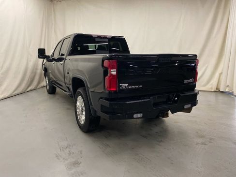 Used 2021 Chevrolet Silverado 2500 High Country image 5