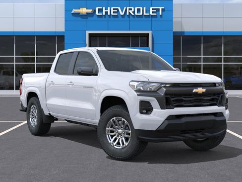 New 2024 Chevrolet Colorado LT w/ LT Convenience Package II RWD image 32