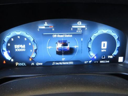 Certified 2025 Ford Bronco Sport Outer Banks w/ Outer Banks Tech Package+ AWD/4WD image 17