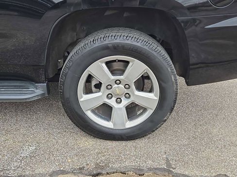 Used 2016 Chevrolet Tahoe LT image 14