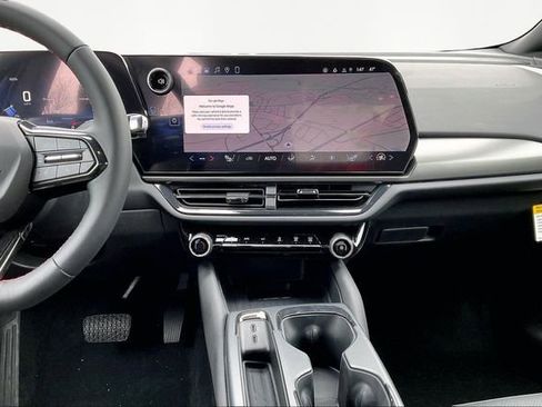New 2026 Chevrolet Equinox EV RS FWD image 8