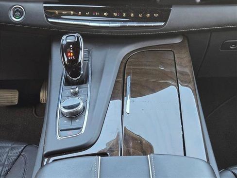 Used 2024 Cadillac Escalade ESV Sport Platinum w/ LPO, ONYX Package image 12