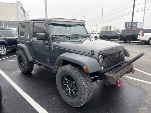 Used 2016 Jeep Wrangler Sport image 5