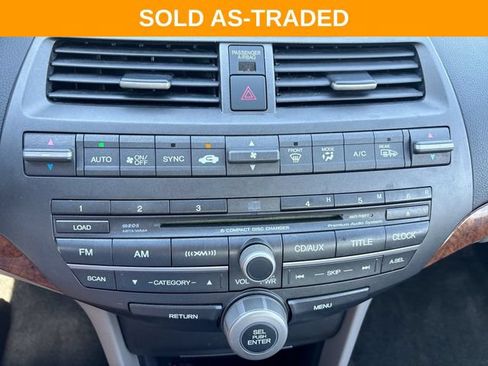 Used 2011 Honda Accord EX-L image 17