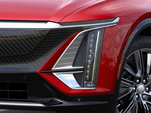 New 2026 Cadillac Lyriq Signature Luxury w/ Nappa Leather Package RWD image 10