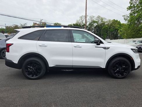 Used 2023 Kia Sorento S w/ Panoramic Sunroof Package AWD/4WD image 4