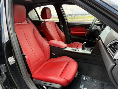 Used 2017 BMW 340i Sedan RWD image 29