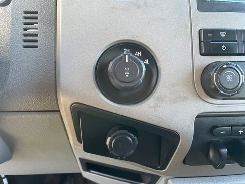 Used 2014 Ford F350 XLT w/ XLT Value Package image 29