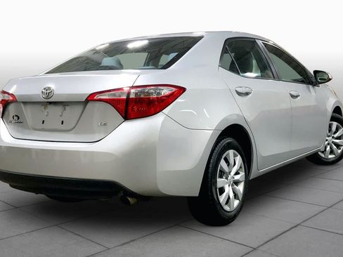 Used 2016 Toyota Corolla LE FWD image 13