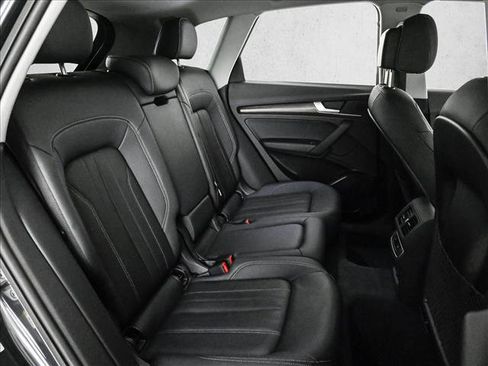 Certified 2023 Audi Q5 2.0T Premium w/ Convenience Package AWD/4WD image 21