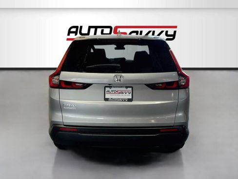 Used 2025 Honda CR-V EX image 6