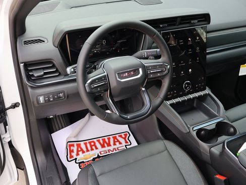 New 2026 GMC Terrain AT4 w/ Technology Package II image 24