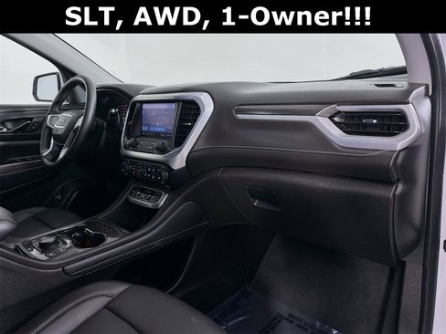 Used 2023 GMC Acadia SLT image 32