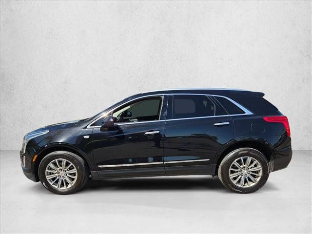 Used 2017 Cadillac XT5 Luxury w/ Driver Awareness Package AWD/4WD image 9