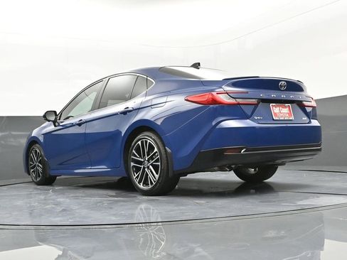 Certified 2025 Toyota Camry XLE image 38