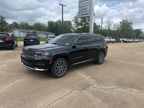 Used 2021 Jeep Grand Cherokee L Summit image 1