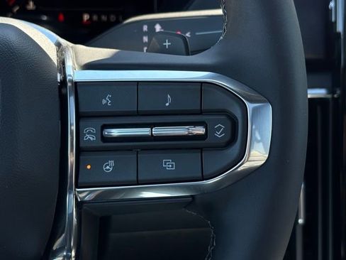 New 2026 GMC Acadia Elevation w/ Elevation Premium Package FWD image 25