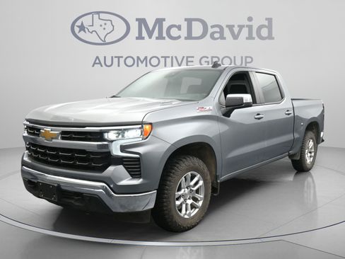 Used 2024 Chevrolet Silverado 1500 LT w/ Z71 Off-Road Package AWD/4WD image 1