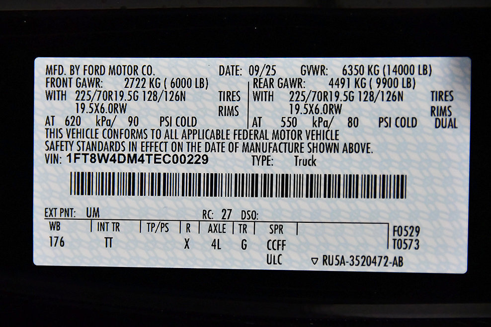 Used 2026 Ford F450 Platinum w/ Platinum Plus Package AWD/4WD image 15