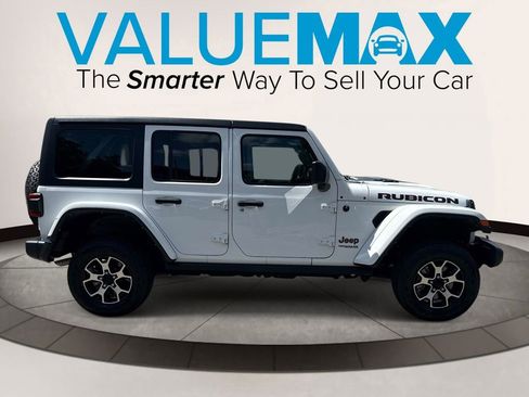Used 2022 Jeep Wrangler Unlimited Rubicon w/ LED Lighting Group image 2