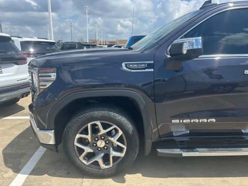 Used 2023 GMC Sierra 1500 SLT w/ SLT Premium Package image 2