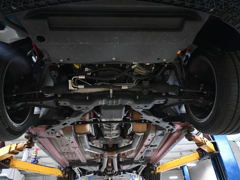 Used 2009 Ford Mustang Shelby GT500 RWD image 32
