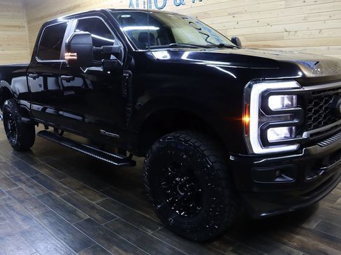 Used 2024 Ford F250 XL w/ STX Appearance Package AWD/4WD image 2
