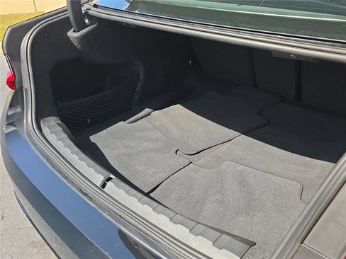 Used 2025 BMW 330i Sedan image 6