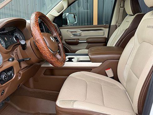 Used 2020 RAM 1500 Laramie image 7