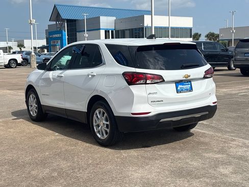 Used 2023 Chevrolet Equinox LT FWD image 14