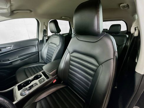 Used 2022 Ford Edge SEL image 19