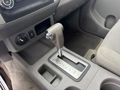 Used 2018 Nissan Frontier SV image 20